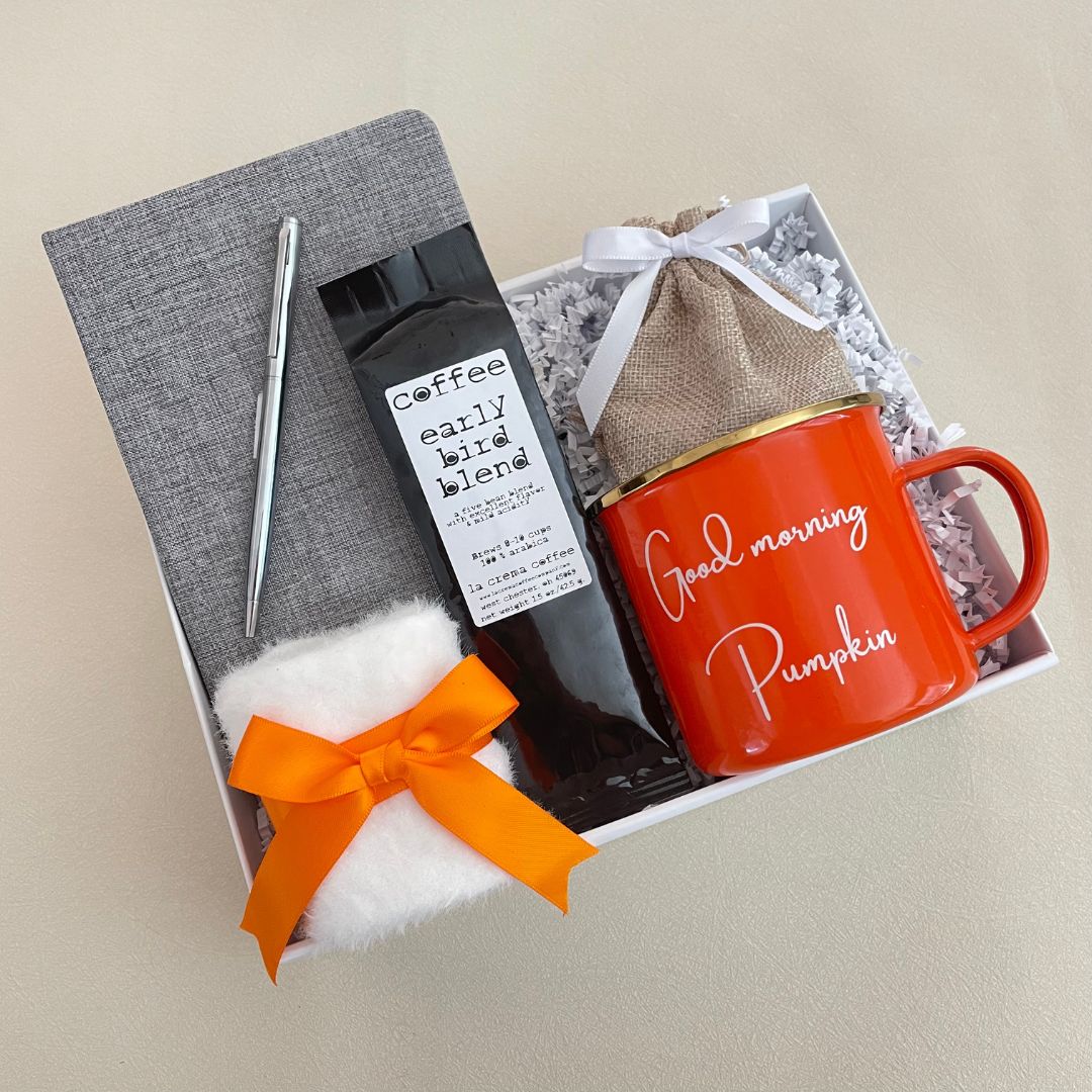 'good morning pumpkin' campers mug gift box with fall scented candle close up pic