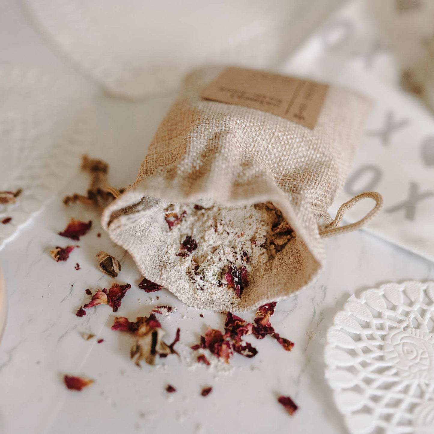 Herbal Oatmeal Bath Soak | Christmas Stocking Stuffers